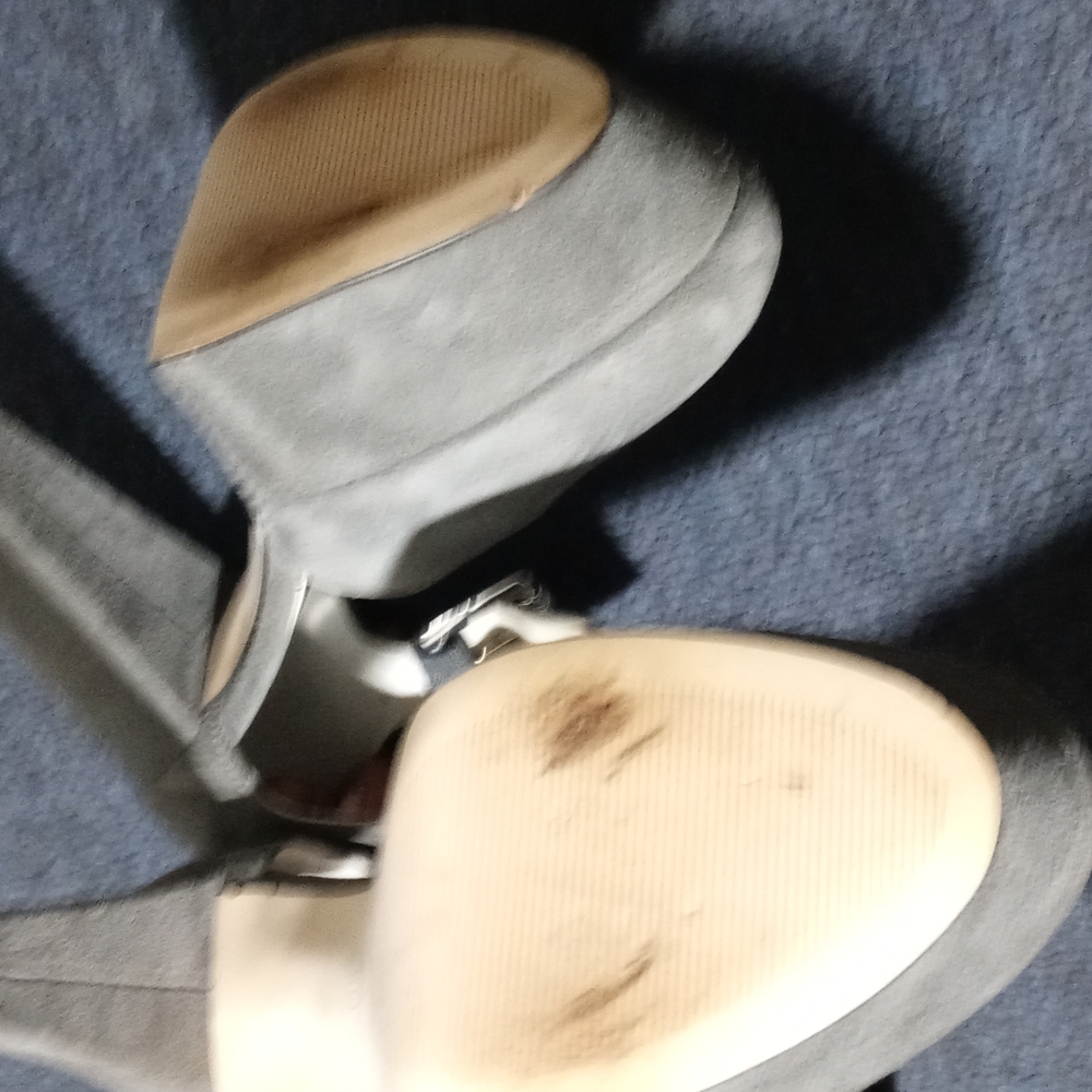 Michael Kors heels - Picture 6 of 11
